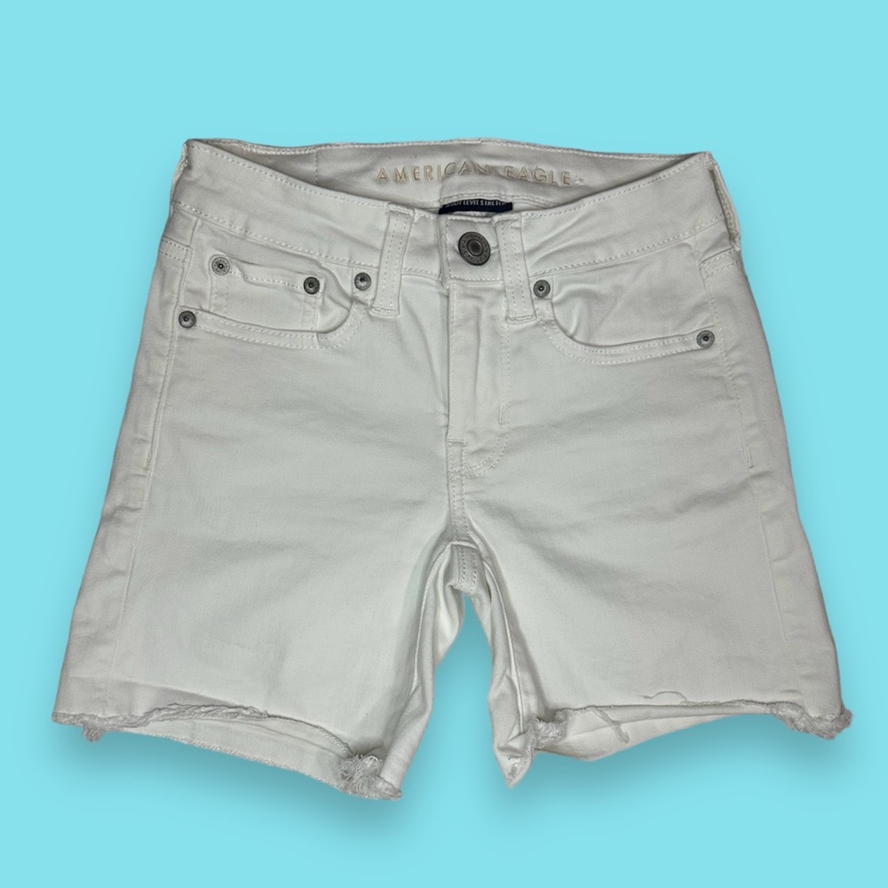 Juniors American Eagle Midi Jean Short- White Size 00